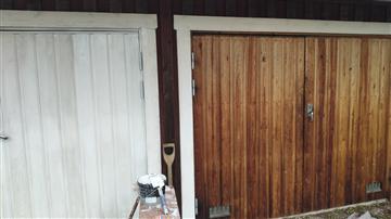 Garagedörrar under målning